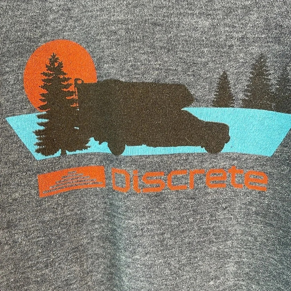 DISCRETE Graphic Logo Crewneck Sweatshirt Blue Raglan Sleeve Gorpcore Camper M - Picture 3 of 11